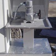 Elektroantrieb eines Steinhardt-Electroslide in der Oberflurmontage, um im Notfall einen einfachen Handbetrieb zu ermöglichen